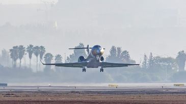 Gulfstream G300 Erstflug 1