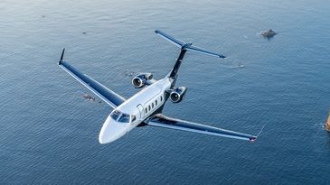 Phenom 300 Ev Bild1.jpg